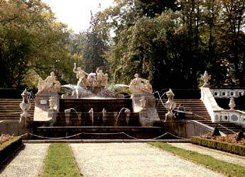 Barokn kaskdov fontna